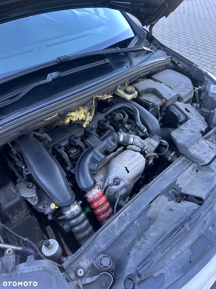 Citroën DS4 1.6 THP SoChic - 21