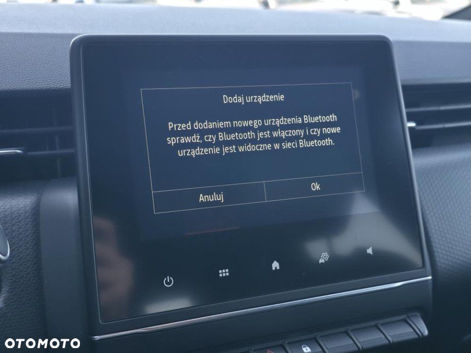Renault Clio - 23