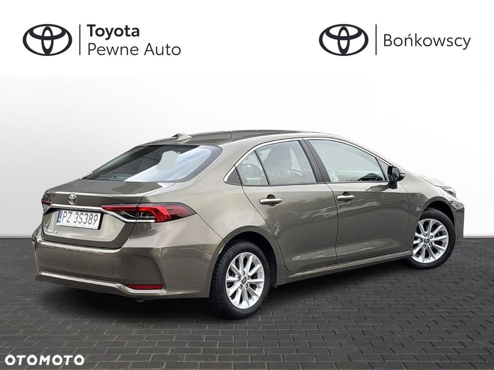 Toyota Corolla - 9