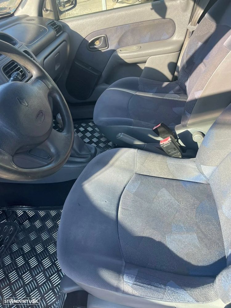 Renault Clio 1.2 - 14