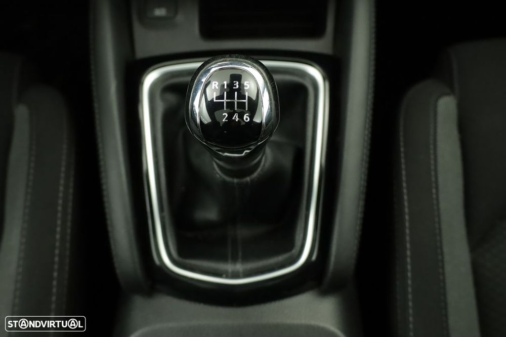 Nissan Qashqai 1.5 dCi N-Connecta - 14
