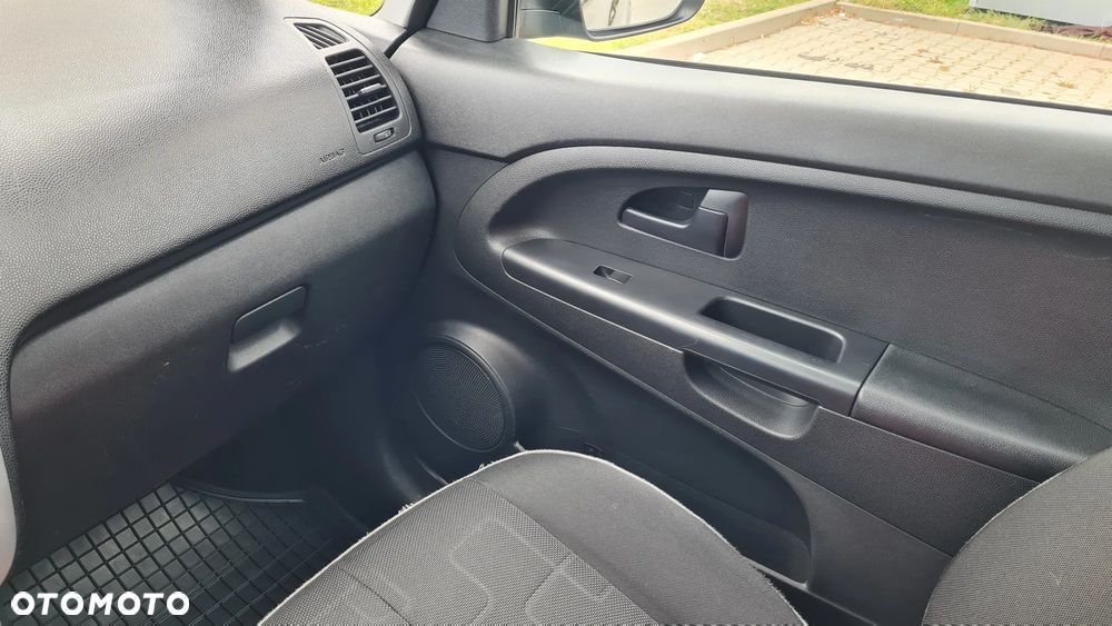 Kia Venga 1.4 CVVT Attract - 35