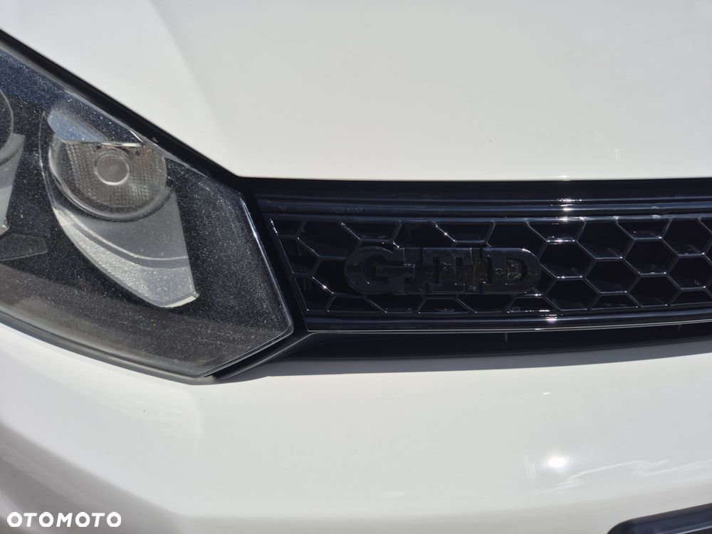 Volkswagen Golf 2.0 TDI GTD - 19