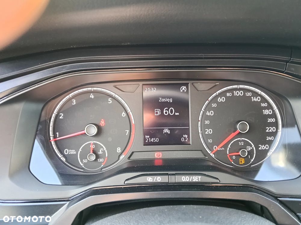 Volkswagen Polo 1.0 ACTIVE - 25