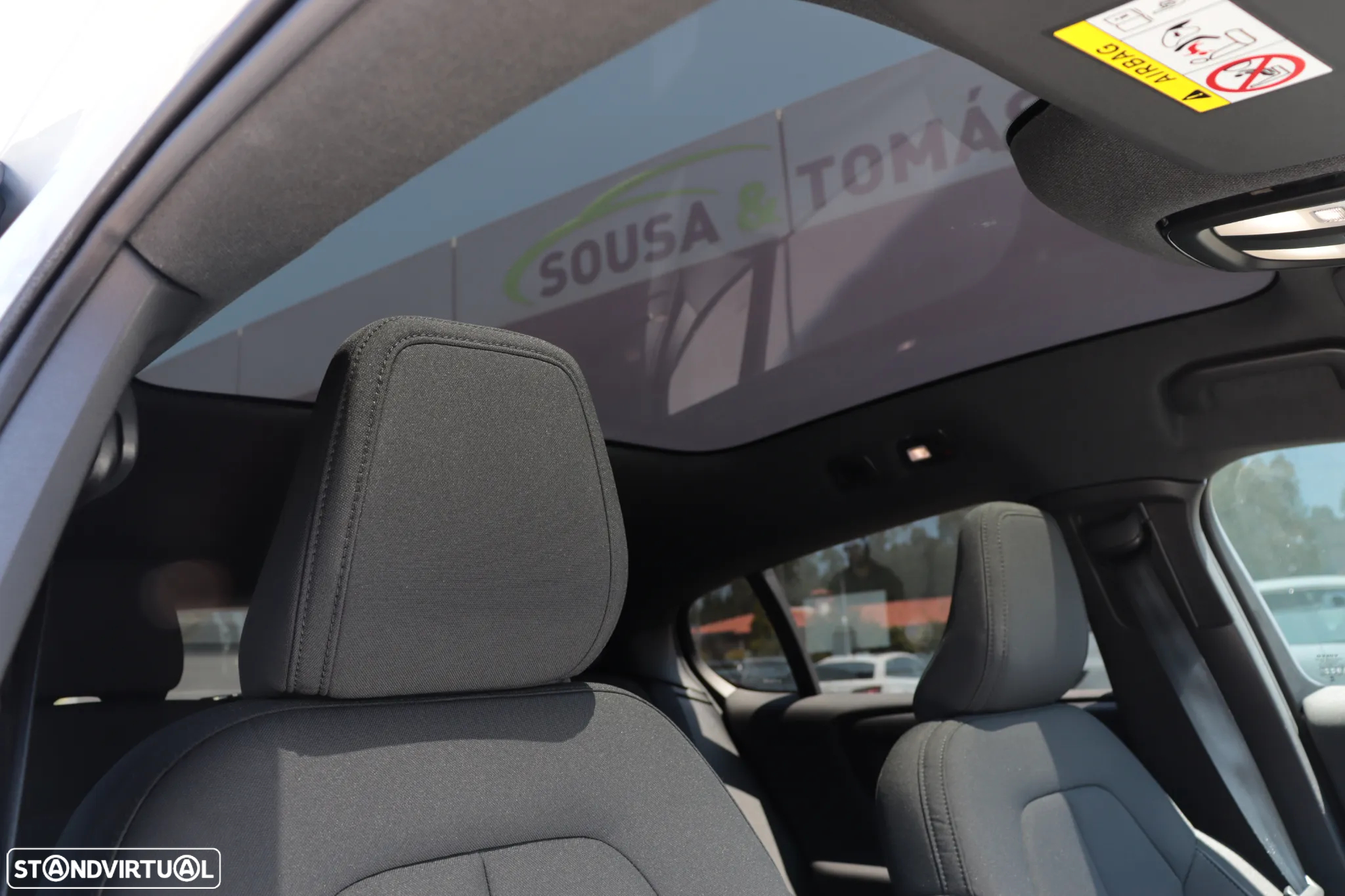 Volvo C40 Recharge Core - 29