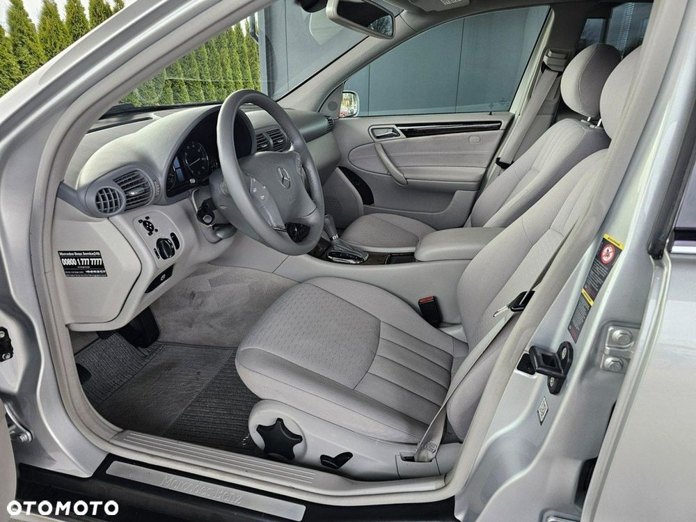 Mercedes-Benz Klasa C 180 Kompressor Automatik Elegance - 13