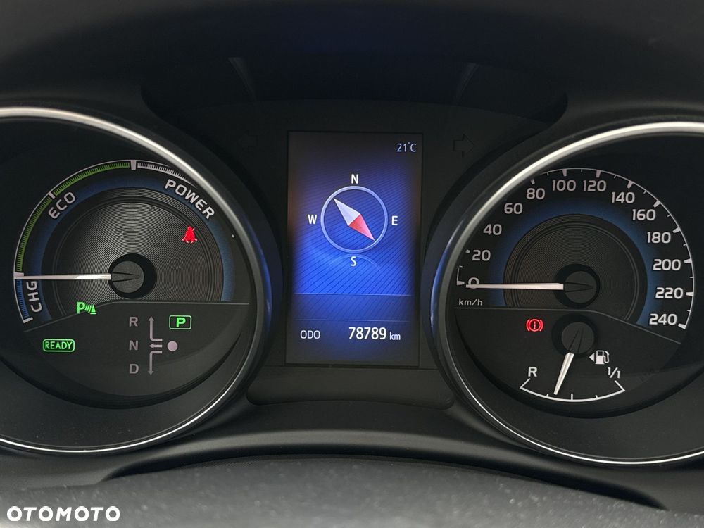 Toyota Auris Hybrid 135 Premium - 16