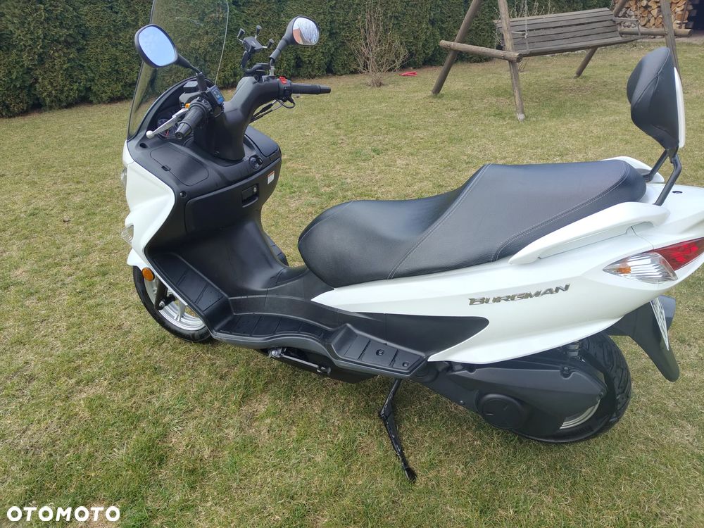 Suzuki Burgman - 1