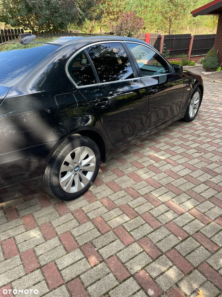 BMW Seria 5 520d - 5