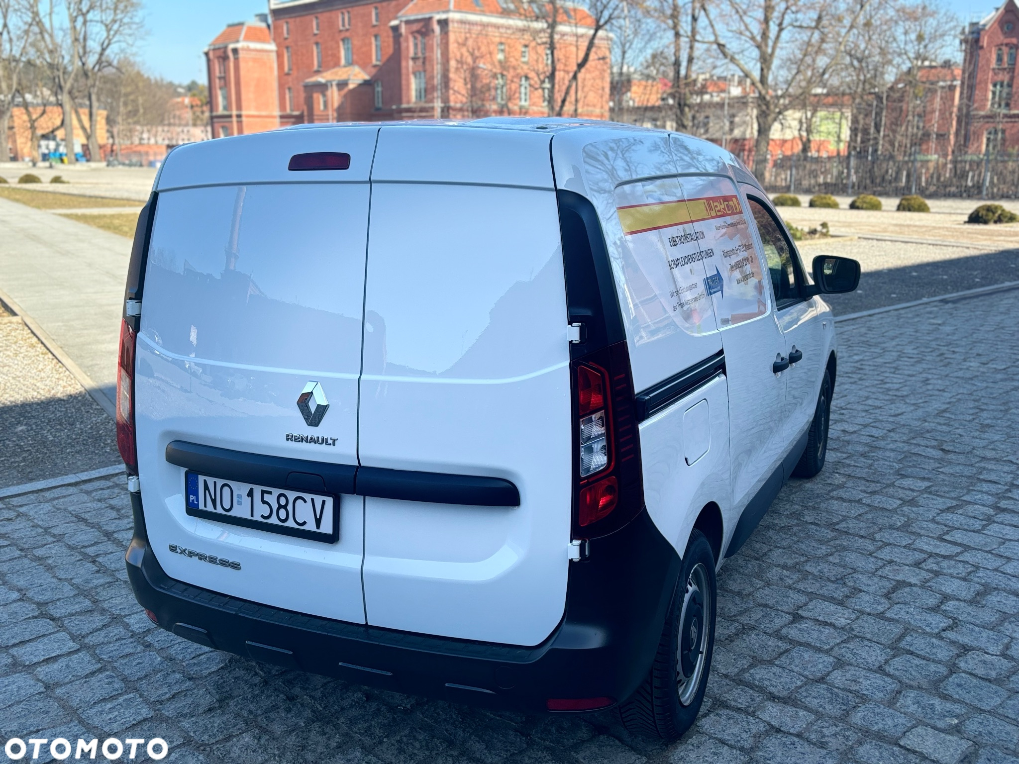 Renault Express - 7