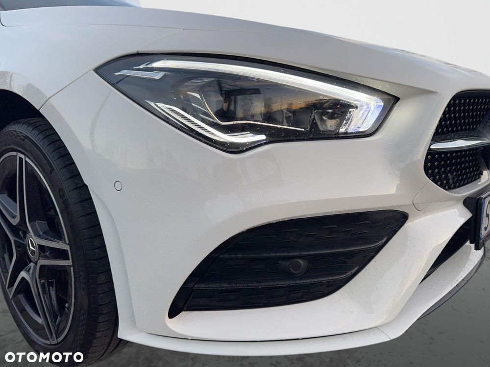 Mercedes-Benz CLA - 10