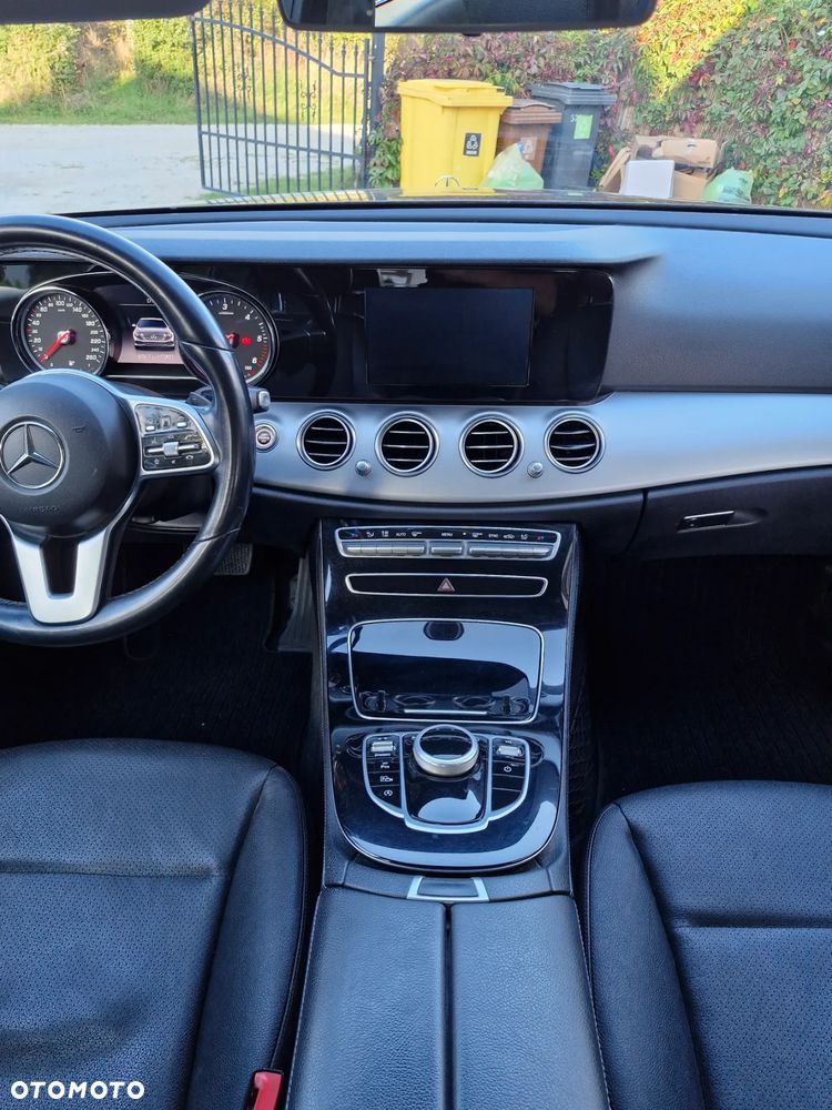 Mercedes-Benz Klasa E 200 d Business Edition - 13