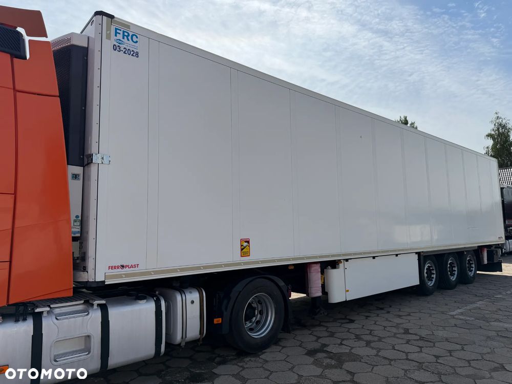Schmitz Cargobull THERMO KING SLXe400 / DOPPELSTOCK / 7 CM GRUBA ŚCIANA / KOSZ PALETOWY / DRUKARKA / STANDARD WYSOKOŚĆ 2.65 M / PRODUKCJA 2014 ROK !! - 14
