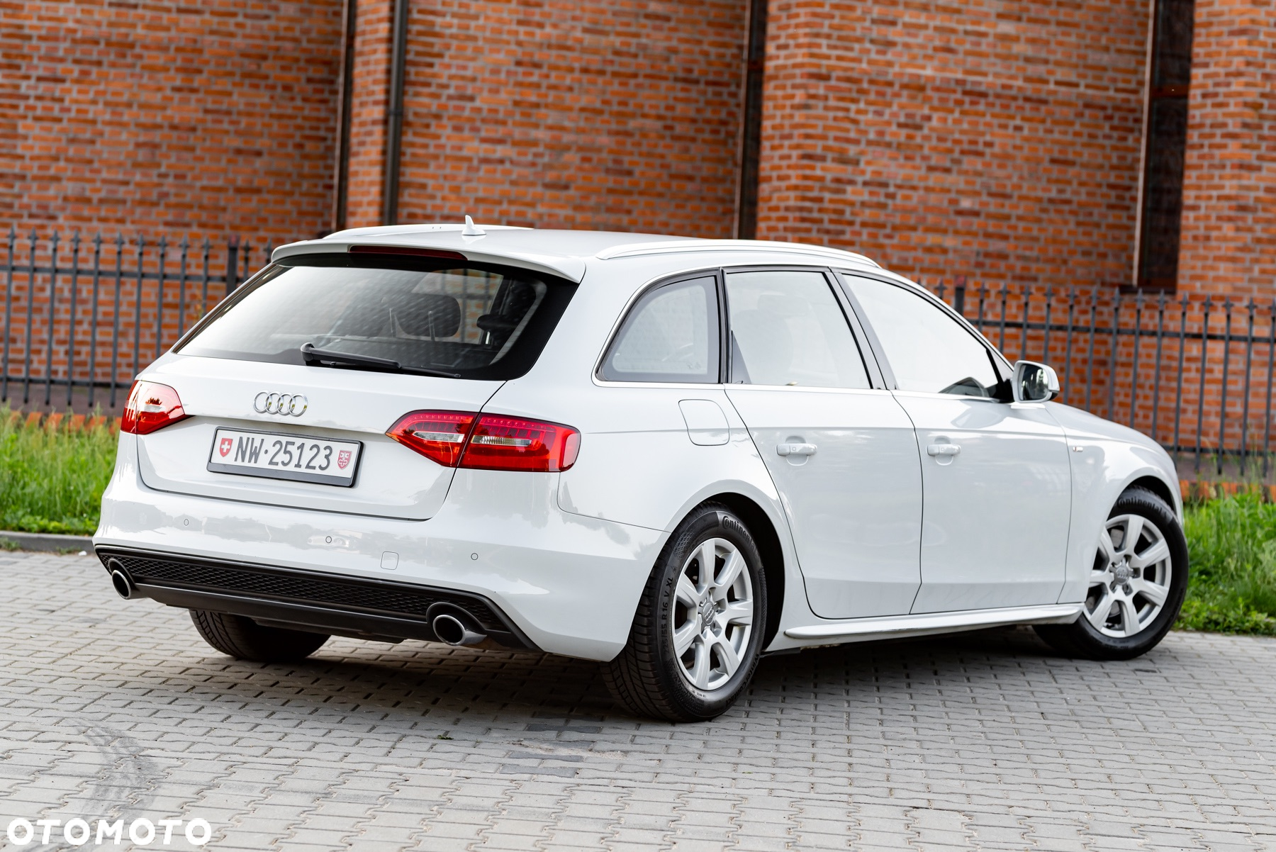Audi A4 Avant 2.0 TFSI quattro S tronic S line Sportpaket - 19