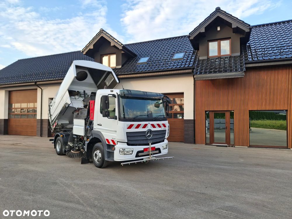 Mercedes-Benz Atego 1021 Zamiatarka Schmidt SK500 Napęd Hydrostatyczny Listwa Wysokiego Ciśnienia Karcher Szczotki Lewa Oraz Prawa Strona 3600 Mth Zamiatarka Uliczna - 3