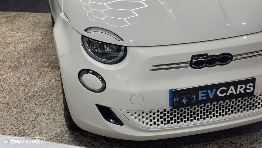 Fiat 500e 3 + 1 23,8kWh Icon - 21