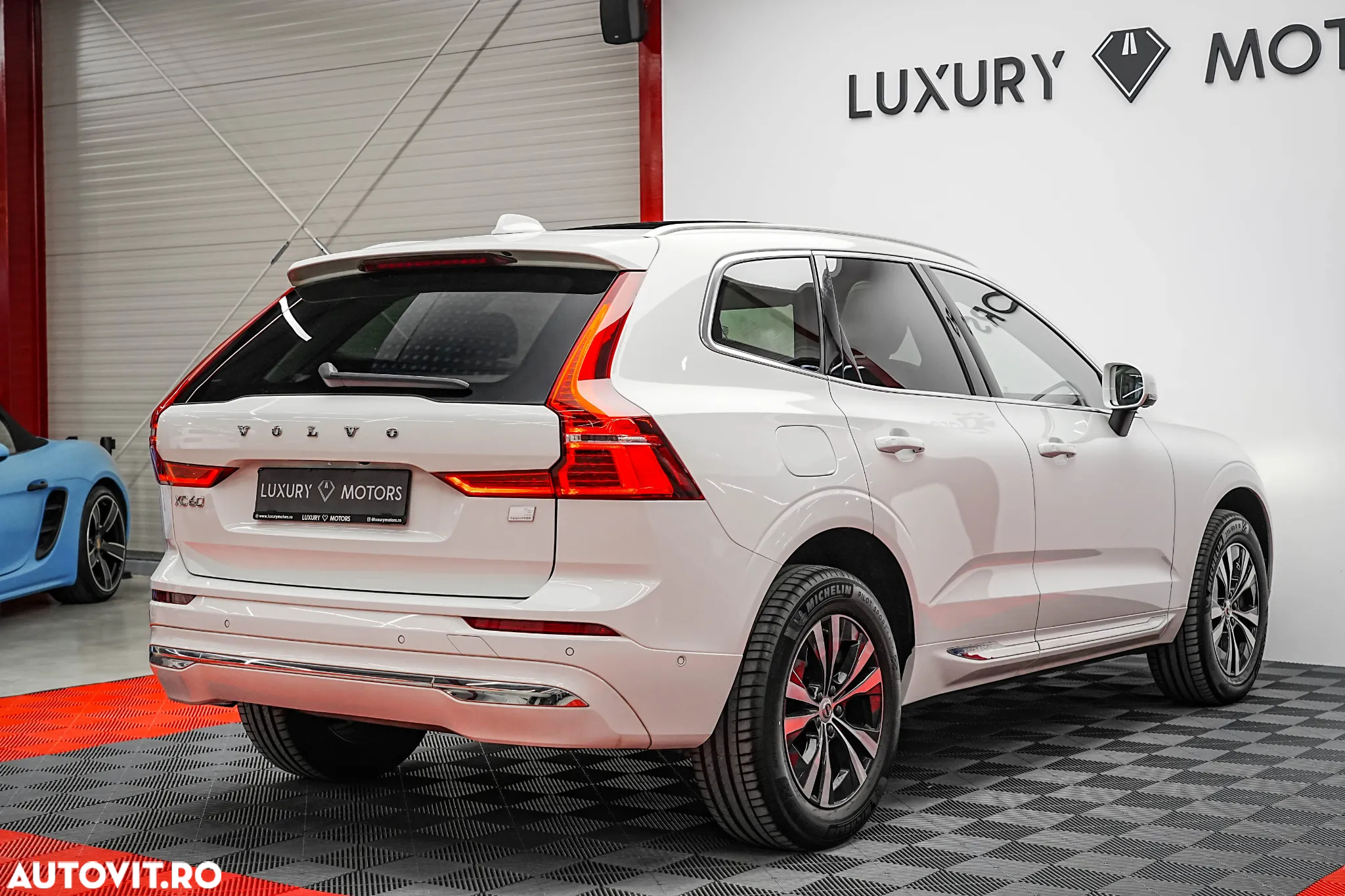 Volvo XC 60 Recharge T6 Twin Engine eAWD Inscription Expression - 10