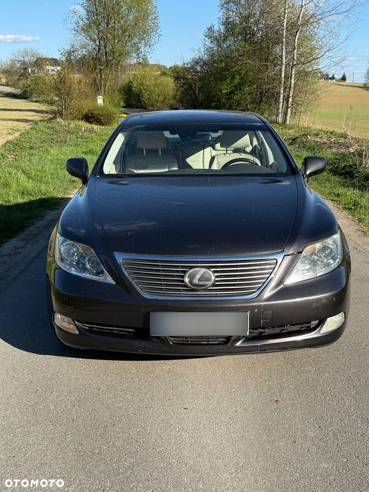 Lexus LS 460 Prestige AWD - 1