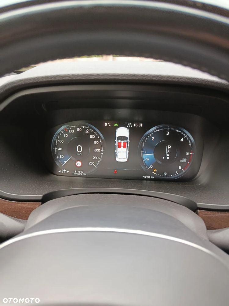 Volvo S90 D5 AWD Inscription - 4