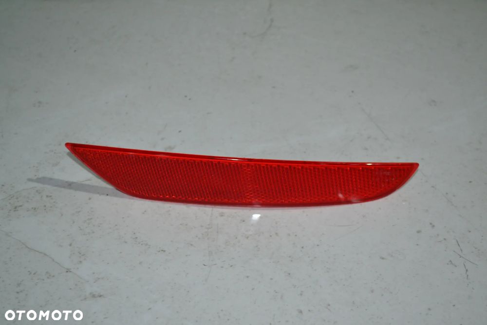 VW GOLF VI HB ODBLASK ZDERZAKA TYŁ TYLNY LEWY ORYGINAŁ 5K0945106A