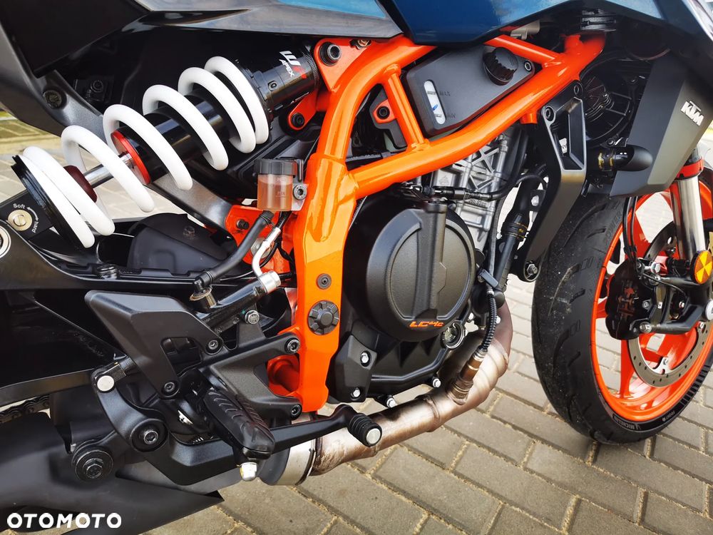 KTM Duke - 18