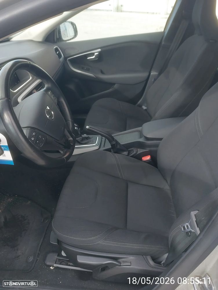 Volvo V40 1.5 T3 Sport Edition Geartronic - 6