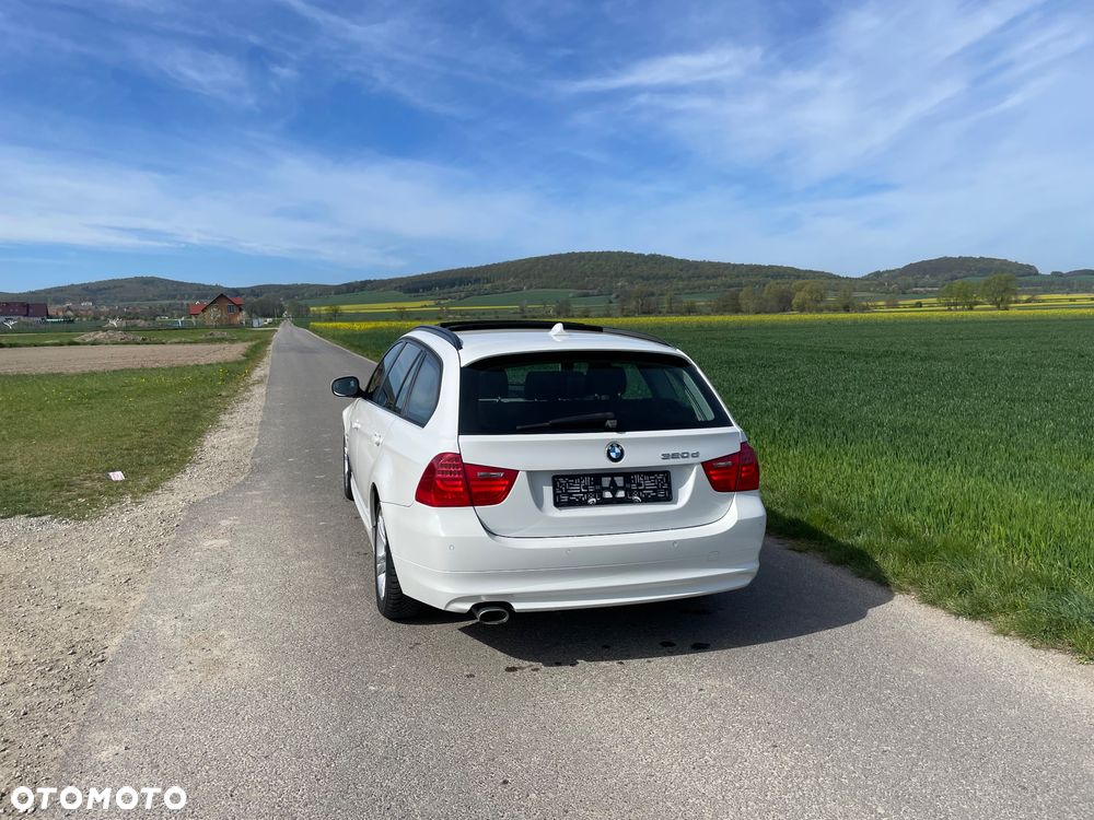 BMW Seria 3 320d xDrive DPF - 6