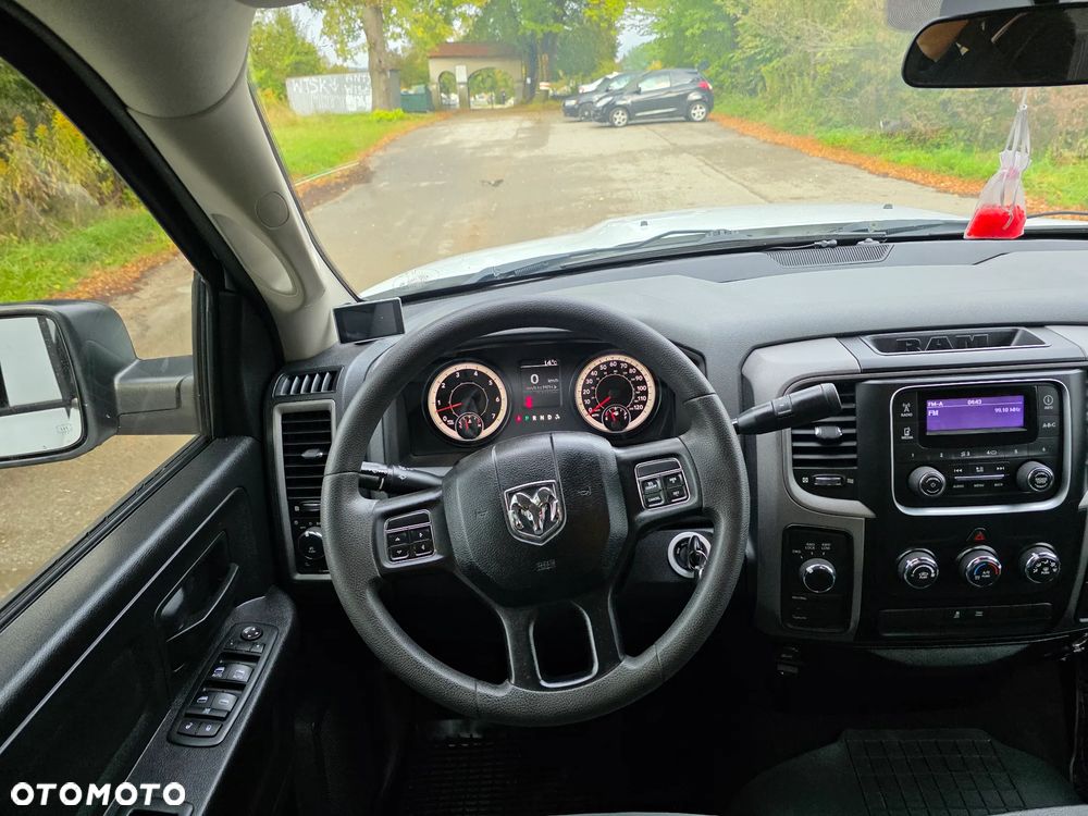 Dodge RAM 5.7 4x4 - 6