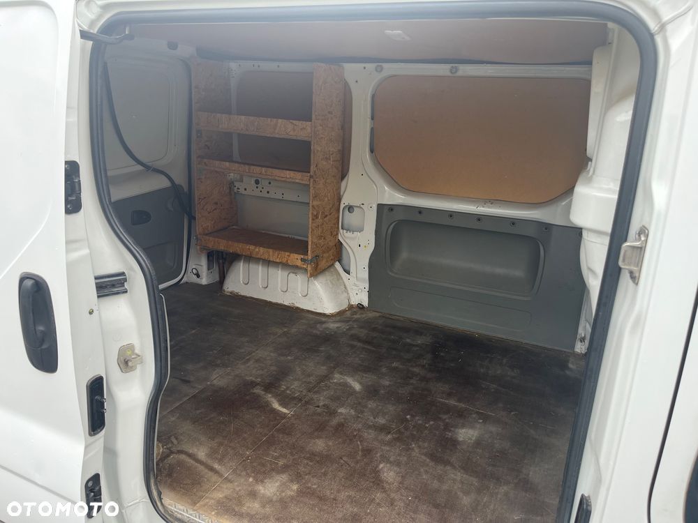 Renault Trafic - 12