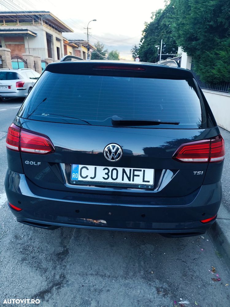 Volkswagen Golf - 5