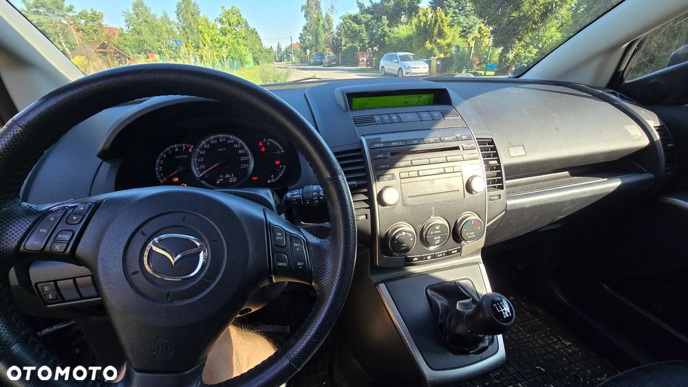 Mazda 5 2.0 Exclusive - 24