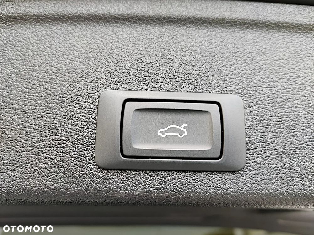 Audi A4 Avant 35 TDI S tronic - 31