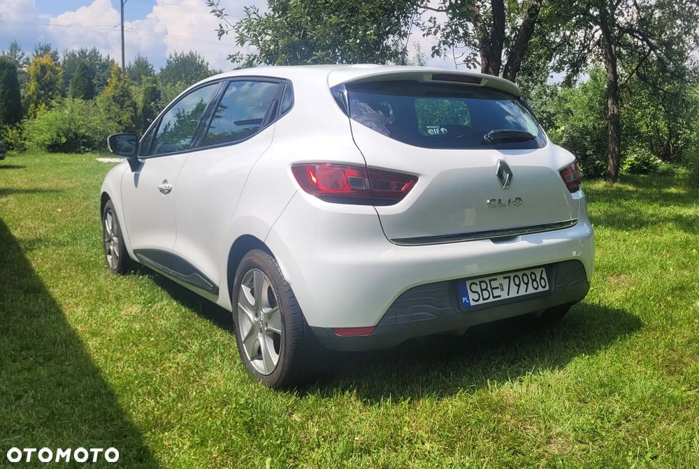 Renault Clio 1.2 16V Expression - 4