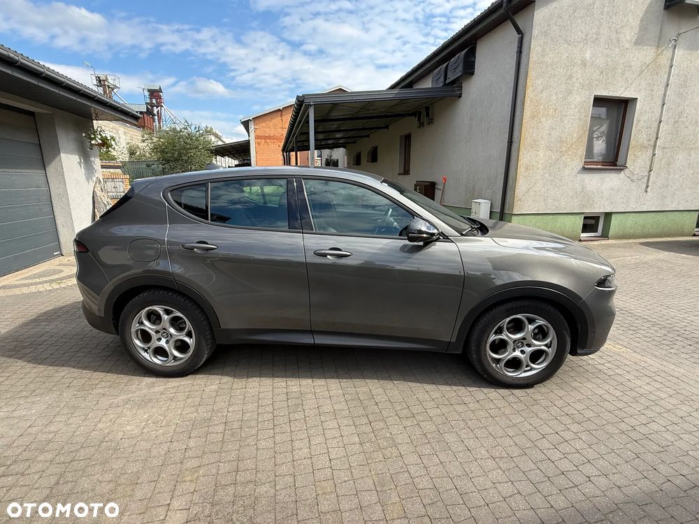 Alfa Romeo Tonale 1.5 T4 GSE mHEV Sprint DCT - 5