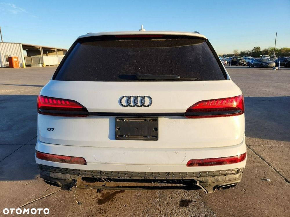 Audi Q7 - 6