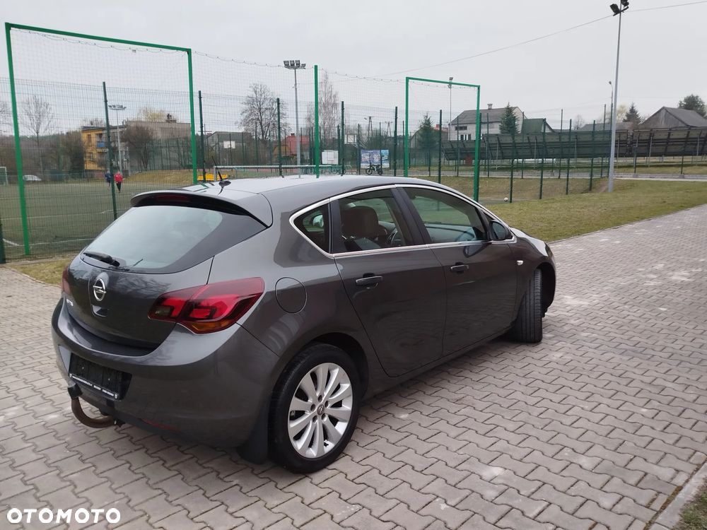 Opel Astra 1.6 Easytronic Cosmo - 20