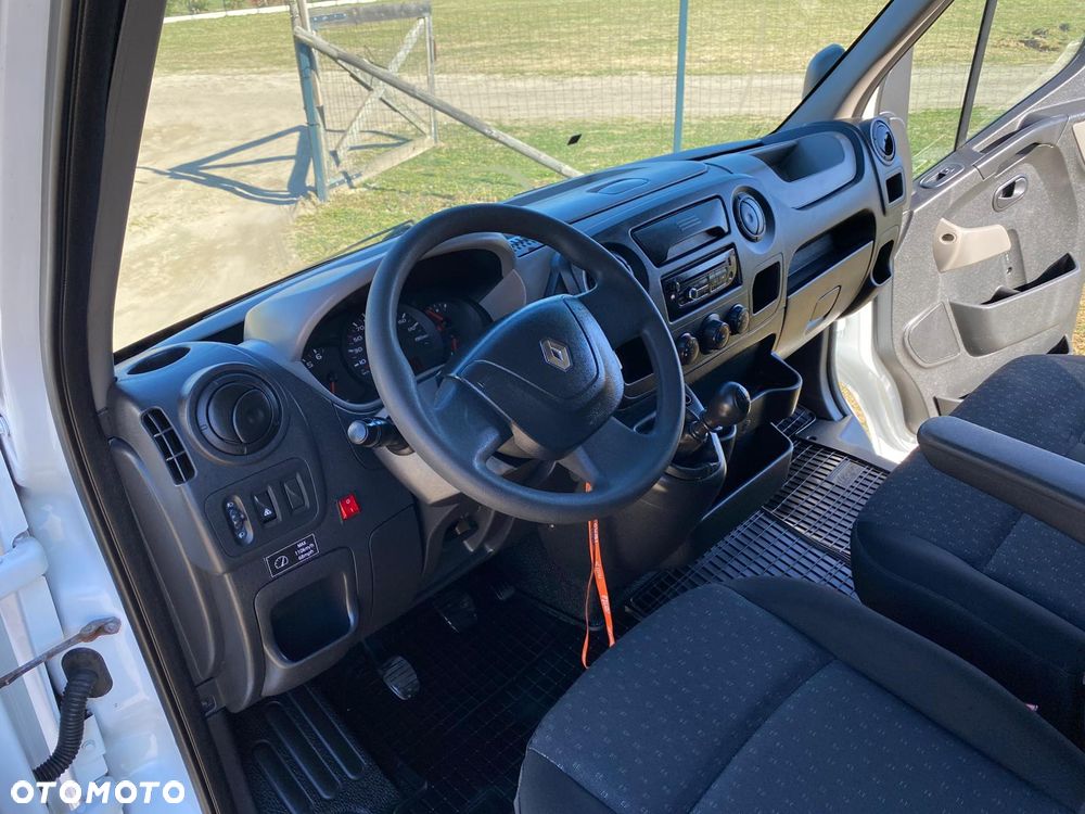 Renault Master - 10