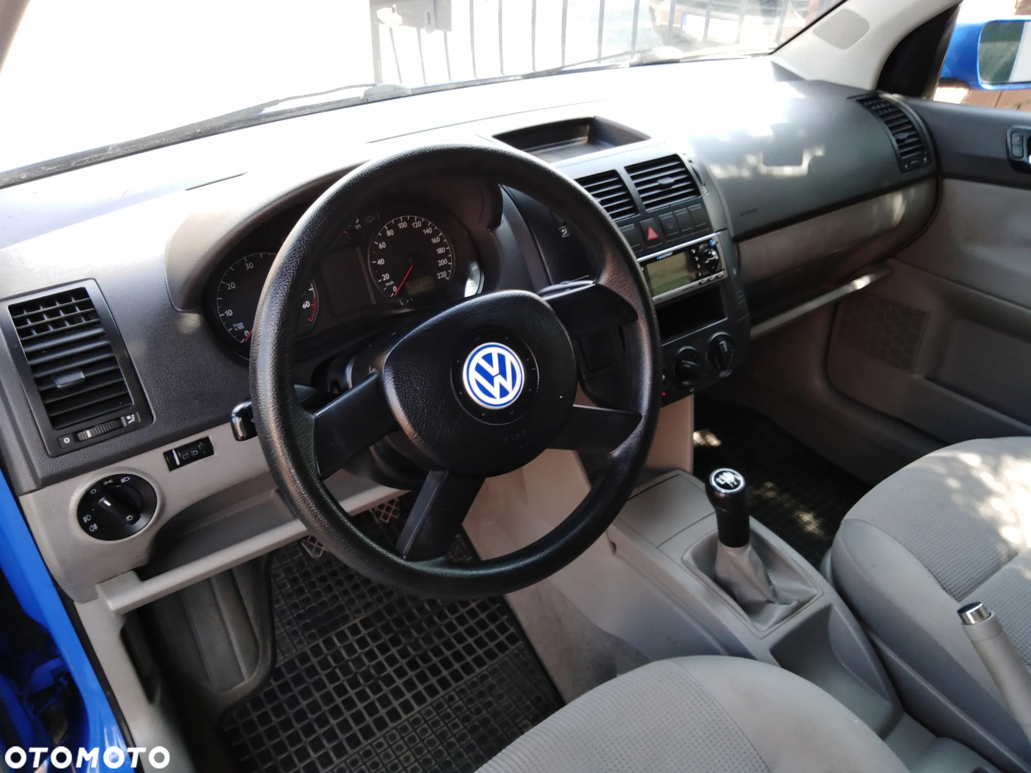 Volkswagen Polo 1.2 - 10