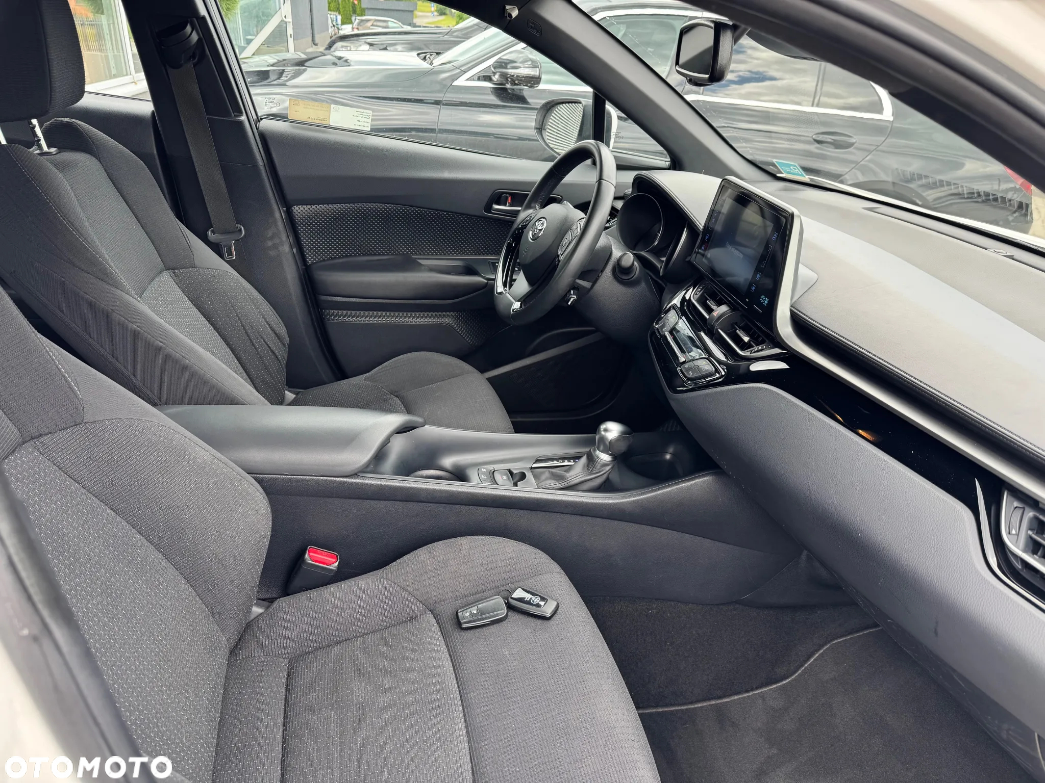 Toyota C-HR 1.8 Hybrid Dynamic - 11