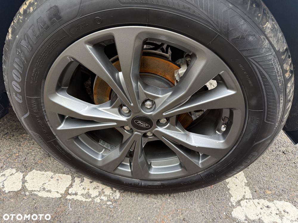 Ford Kuga 2.5 FHEV FWD ST-Line - 34