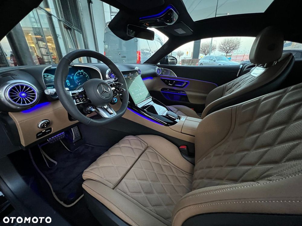 Mercedes-Benz AMG GT 63 4MATIC+ - 9