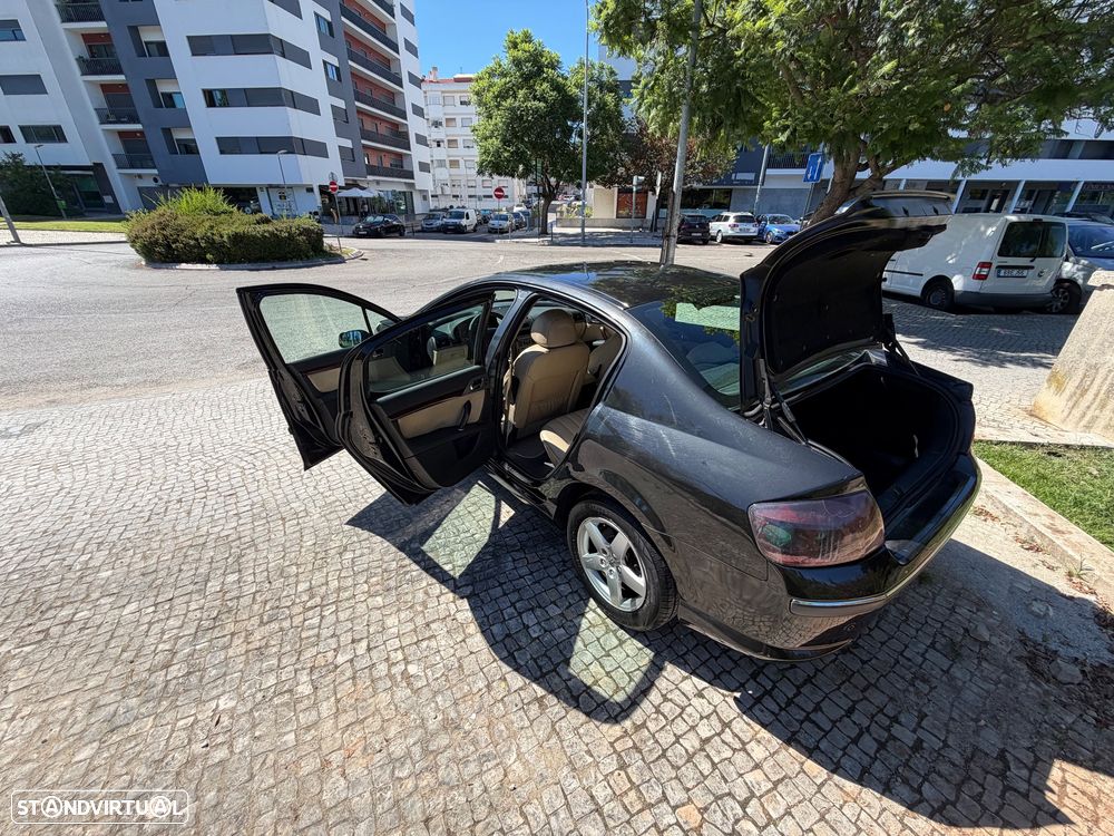 Peugeot 407 1.6 HDi Griffe - 16