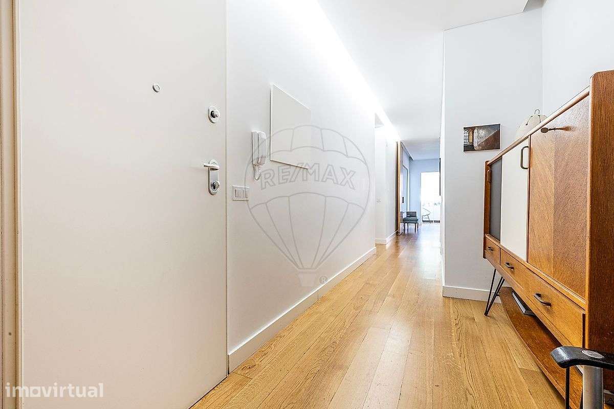 Apartamento T4 para arrendamento - Grande imagem: 2/48