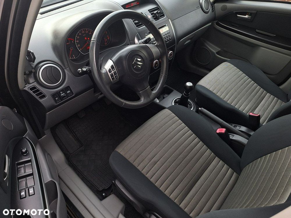 Suzuki SX4 - 7
