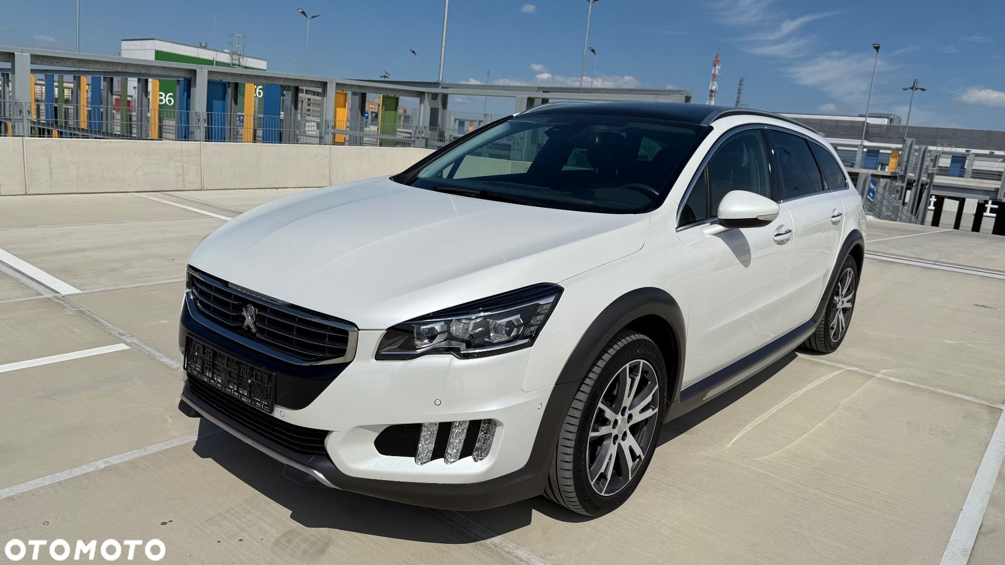 Peugeot 508 RXH Hybrid4 - 1