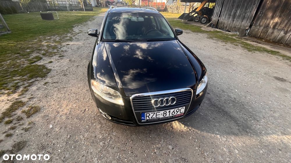 Audi A4 Avant 2.0 TDI DPF - 2