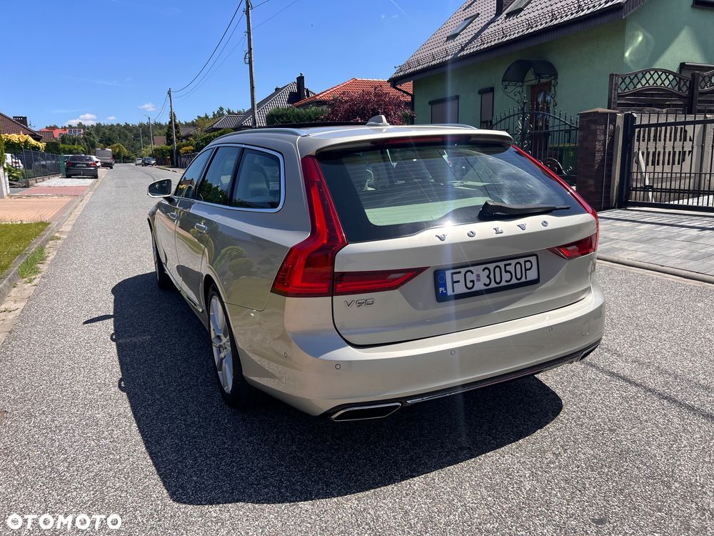 Volvo V90 D4 Inscription - 11