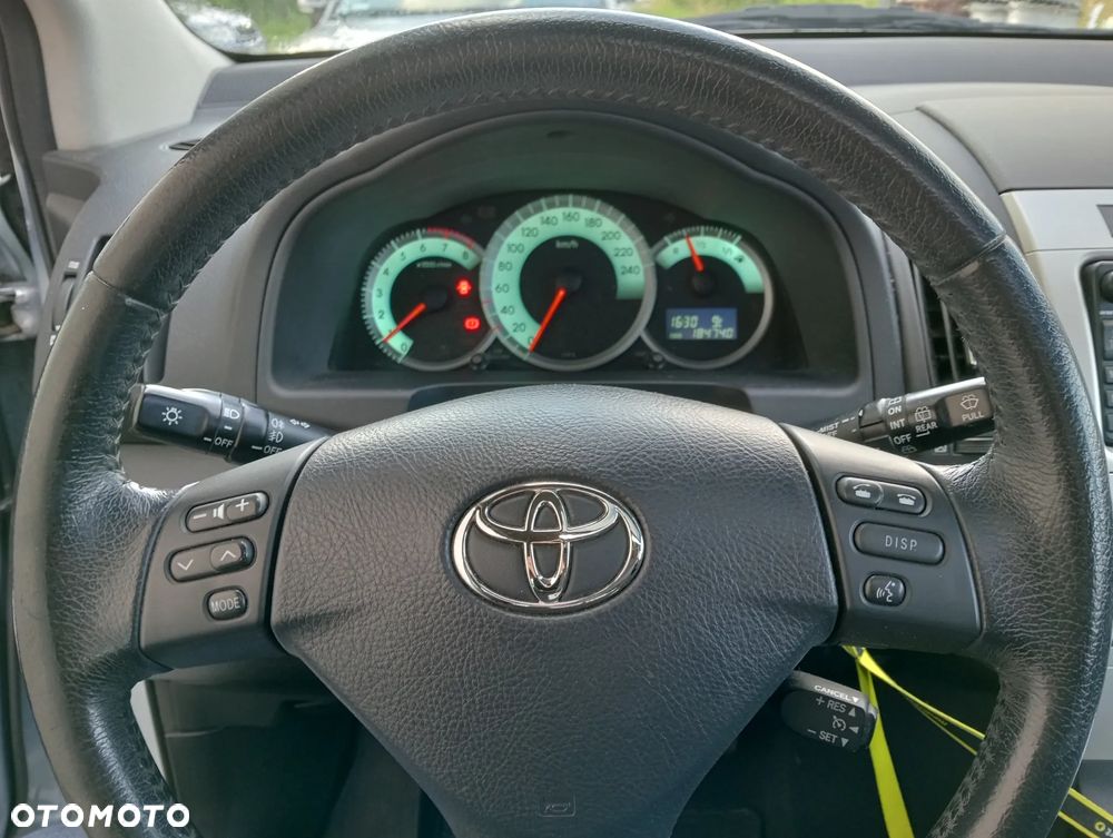 Toyota Corolla Verso 1.8 Sol + 7os - 5