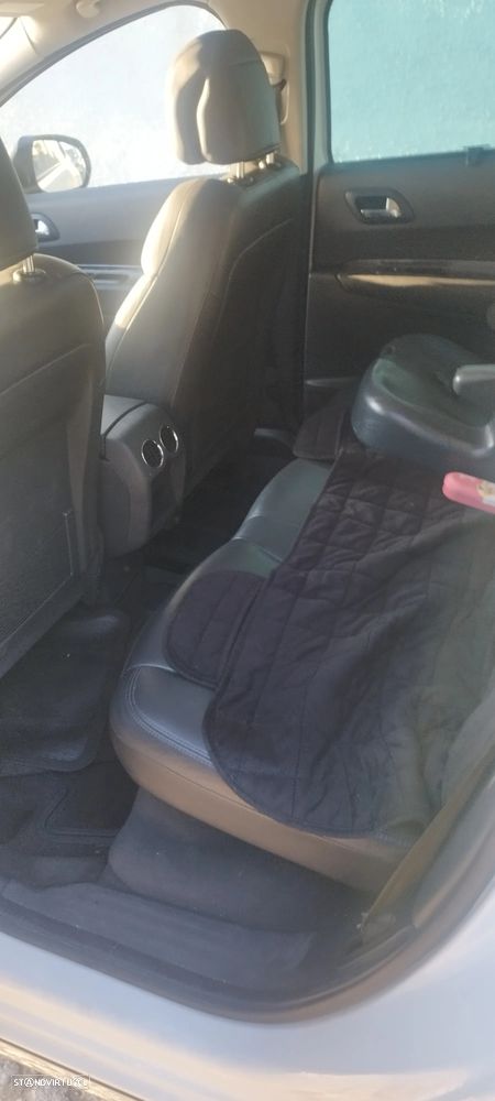 Peugeot 3008 HDi FAP 110 EGS6 Platinum - 10