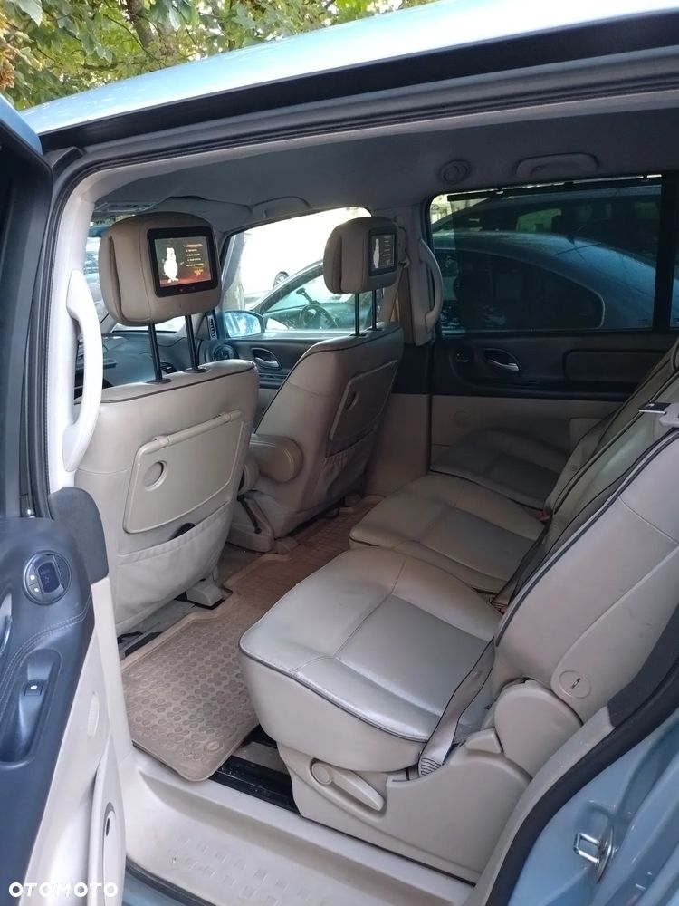 Renault Espace 2.0 dCi Initiale - 12